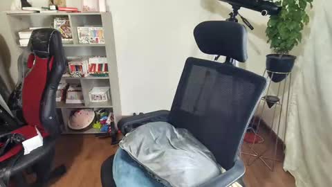 Im VelaI will be Christmas and New Year with my family December 22 to January 13 I will miss you guys. online show from 17, 9, 2025