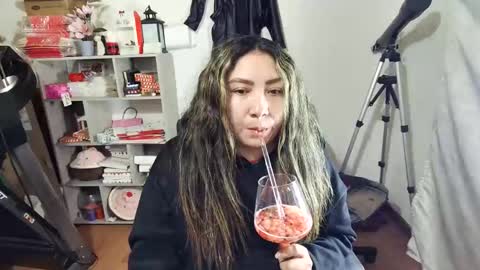 Snapshot of vellarossa chatting on 23, 2, 2026 Im VelaI will be Christmas and New Year with my family December 22 to January 13 I will miss you guys. online show from 23, 2, 2026