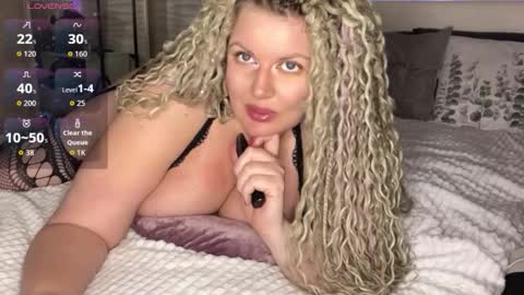 Snapshot of vellinka chatting on 21, 9, 2025 vellinka online show from 21, 9, 2025