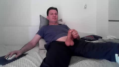 Snapshot of velstat_000 chatting on 7, 6, 2026 velstat_000 online show from 7, 6, 2026