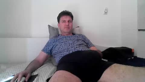 Snapshot of velstat_000 chatting on 14, 6, 2026 velstat_000 online show from 14, 6, 2026
