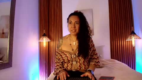 Emma Curly online show from 24, 4, 2026