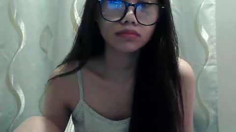 Cassy Pinay online show from 17, 11, 2025