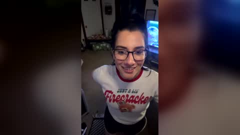 Snapshot of velvetkitten19 chatting on 9, 2, 2026 Kitty online show from 9, 2, 2026