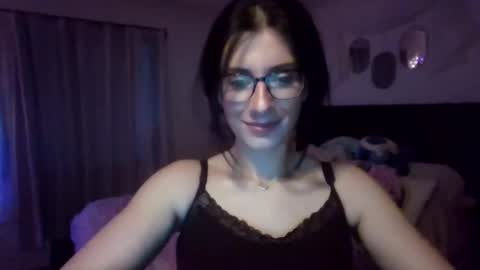 Snapshot of velvetkitten19 chatting on 15, 3, 2026 Kitty online show from 15, 3, 2026