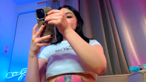 velvetvibes_ online show from 2, 6, 2026