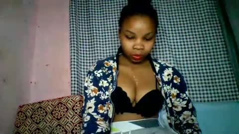 Snapshot of velyssa chatting on 23, 7, 2026 velyssa online show from 23, 7, 2026