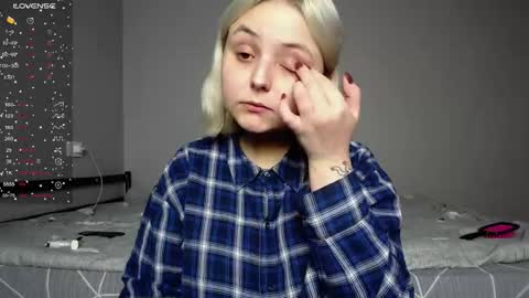 eva 3 online show from 13, 12, 2025