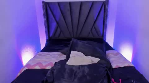 Snapshot of venezuelangoddess chatting on 5, 3, 2025 Miss  B. online show from 5, 3, 2025