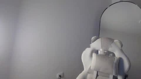 venus_art11 online show from 8, 4, 2026