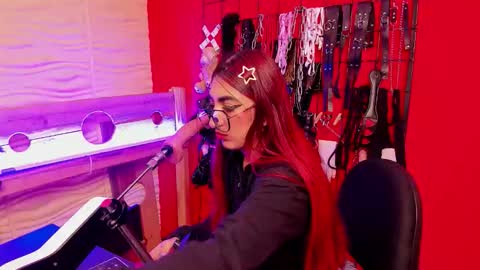 VENUS online show from 25, 2, 2026