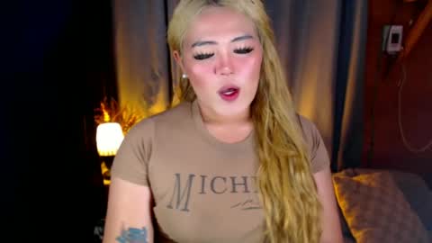 I am Colly Your mystery girl online show from 29, 6, 2026