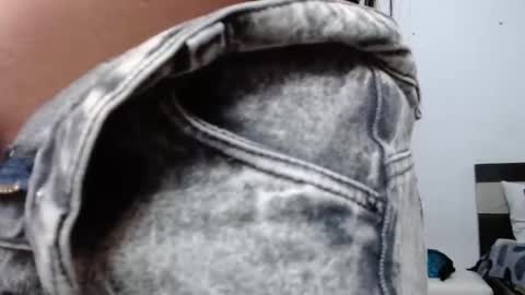 venus_menoza online show from 4, 3, 2026