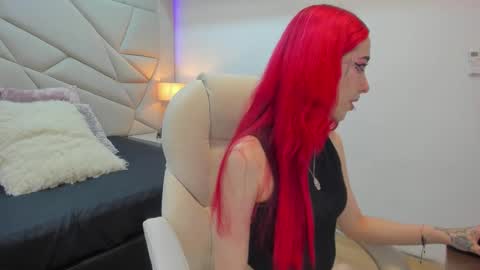 venusxneo online show from 17, 9, 2025