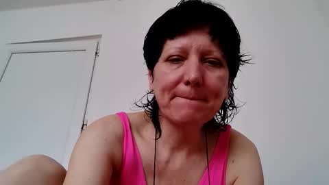 Vera online show from 10, 2, 2026