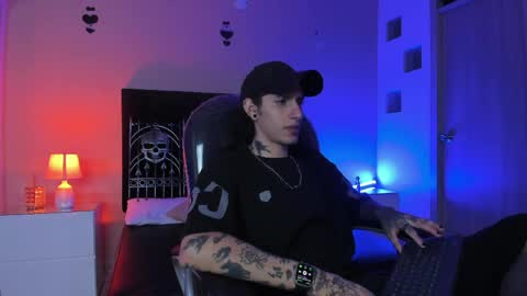 Snapshot of vergil_noir chatting on 28, 4, 2026 vergil_noir online show from 28, 4, 2026