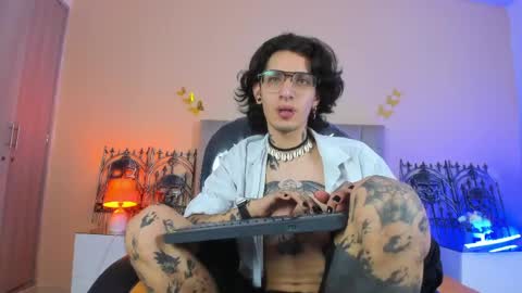 Snapshot of vergil_noir chatting on 16, 5, 2026 vergil_noir online show from 16, 5, 2026