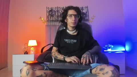 Snapshot of vergil_noir chatting on 24, 5, 2026 vergil_noir online show from 24, 5, 2026