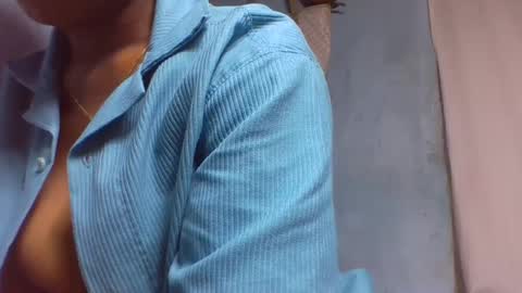 verolla31 online show from 24, 2, 2025