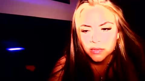 Snapshot of veronicabrown_xxx chatting on 12, 3, 2026 Vero online show from 12, 3, 2026