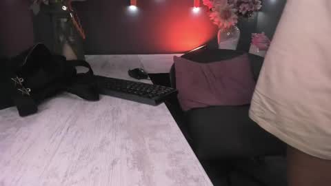 Veronica online show from 4, 6, 2026
