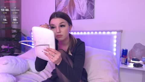 Vivi online show from 13, 10, 2025