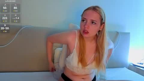 Snapshot of veronicaterry chatting on 4, 7, 2026 veronicaterry online show from 4, 7, 2026