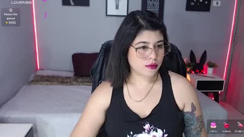 Miss Veronika online show from 2, 3, 2025