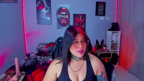 Miss Veronika online show from 8, 9, 2025