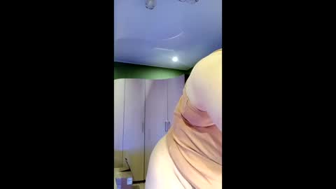 Snapshot of veronikawgold chatting on 18, 5, 2026 VeronikawGold online show from 18, 5, 2026