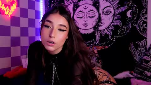 Snapshot of verosmit1 chatting on 3, 3, 2025 online show from 3, 3, 2025