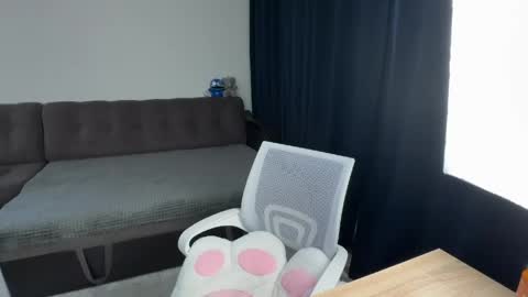 Karina followed me bb online show from 13, 4, 2026