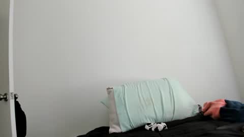 verysassypeachgoddess online show from 10, 4, 2026