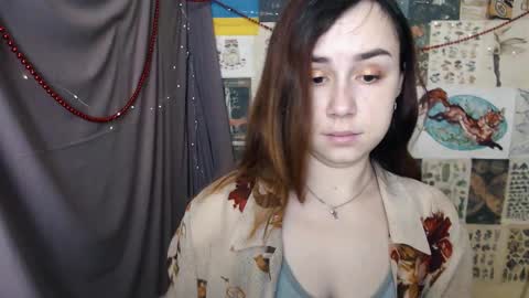 Snapshot of veryveryvery_shy chatting on 21, 12, 2024 veryveryvery_shy online show from 21, 12, 2024