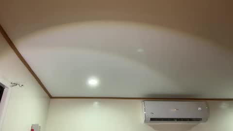 via_olala online show from 8, 11, 2025