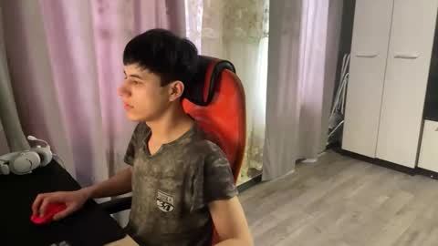 Snapshot of vialeras chatting on 17, 3, 2026 vialeras online show from 17, 3, 2026