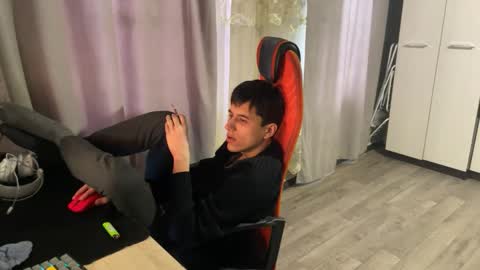 Snapshot of vialeras chatting on 18, 3, 2026 vialeras online show from 18, 3, 2026