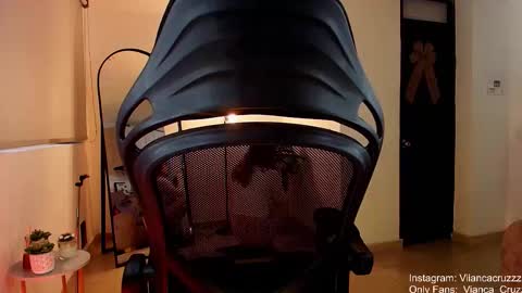 Vianca Cruz online show from 21, 2, 2026