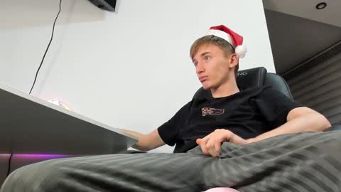 Snapshot of vibemygirl chatting on 2, 1, 2025 vibemygirl online show from 2, 1, 2025