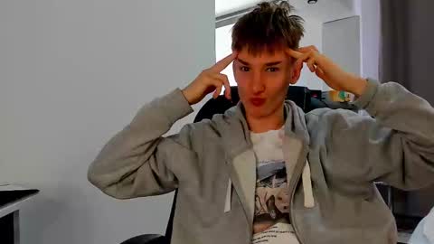 Snapshot of vibemygirl chatting on 11, 3, 2025 vibemygirl online show from 11, 3, 2025