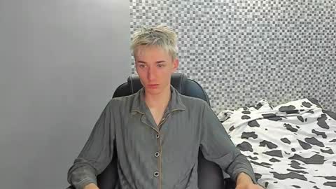 Snapshot of vibemygirl chatting on 16, 9, 2025 vibemygirl online show from 16, 9, 2025