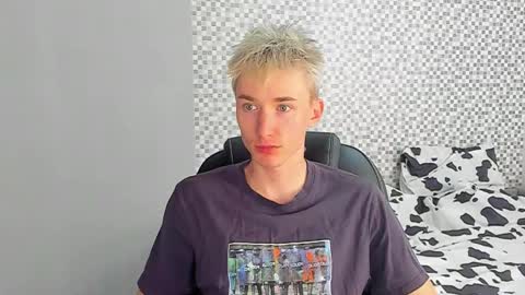 Snapshot of vibemygirl chatting on 17, 9, 2025 vibemygirl online show from 17, 9, 2025