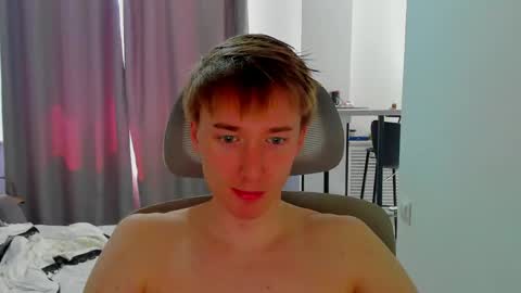 Snapshot of vibemygirl chatting on 20, 5, 2026 vibemygirl online show from 20, 5, 2026