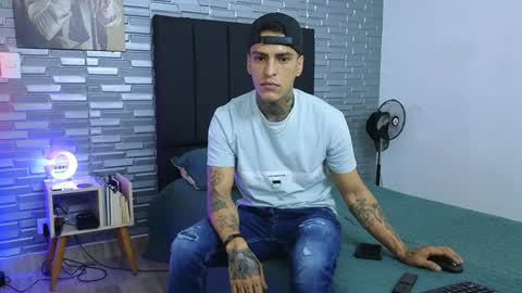 Snapshot of vicctorzc chatting on 26, 1, 2025 Victor cardenas online show from 26, 1, 2025