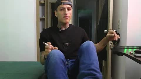 Snapshot of vicctorzc chatting on 11, 2, 2025 Victor cardenas online show from 11, 2, 2025