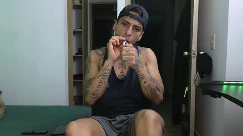 Snapshot of vicctorzc chatting on 12, 2, 2025 Victor cardenas online show from 12, 2, 2025