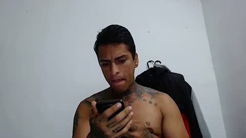 Snapshot of vicctorzc chatting on 11, 1, 2026 Victor cardenas online show from 11, 1, 2026