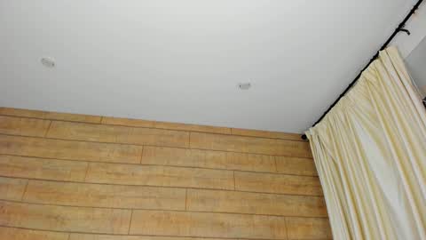 Snapshot of vickibrooks chatting on 2, 2, 2025 VickiBrooks online show from 2, 2, 2025