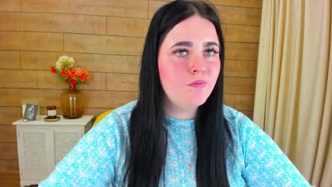 Snapshot of vickibrooks chatting on 6, 2, 2025 VickiBrooks online show from 6, 2, 2025