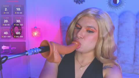 Snapshot of vicky_hot_x chatting on 17, 2, 2025 online show from 17, 2, 2025